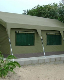 esperanca do mar   safari tents